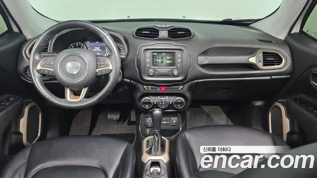 Jeep Renegade 2016 — фото 7