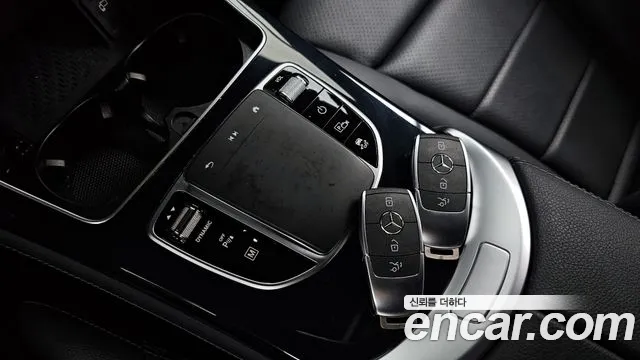 Mercedes-Benz GLC-Class 2020 — фото 18