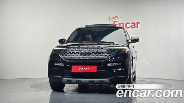 Ford Explorer 2022 — фото 3