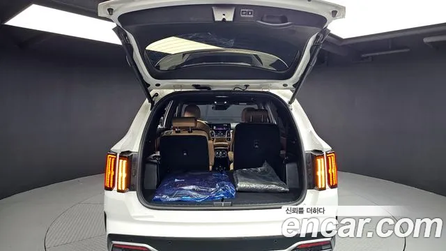 Kia Sorento 2023 — фото 20