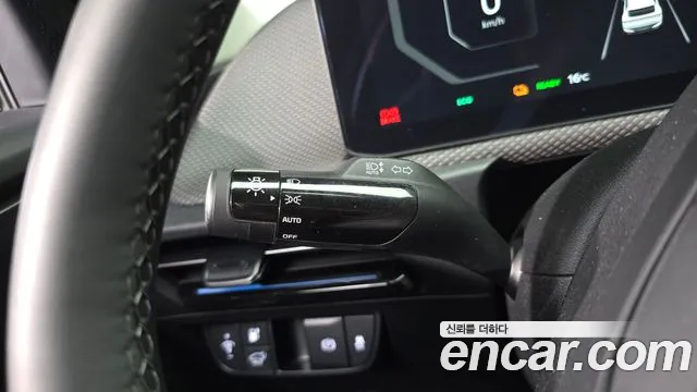 Kia EV6 2025 — фото 17