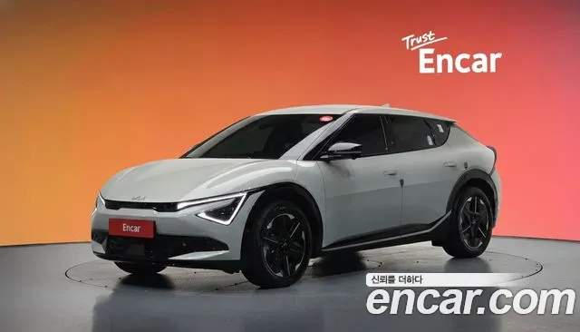 Kia EV6 2025 — фото 20