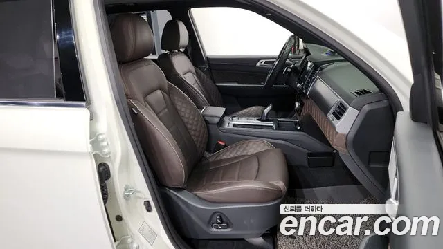 KG_Mobility_Ssangyong Rexton 2023 — фото 11