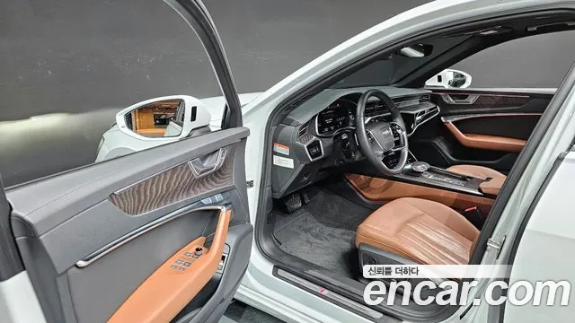 Audi A6 2023 — фото 11