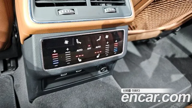 Audi A6 2023 — фото 17