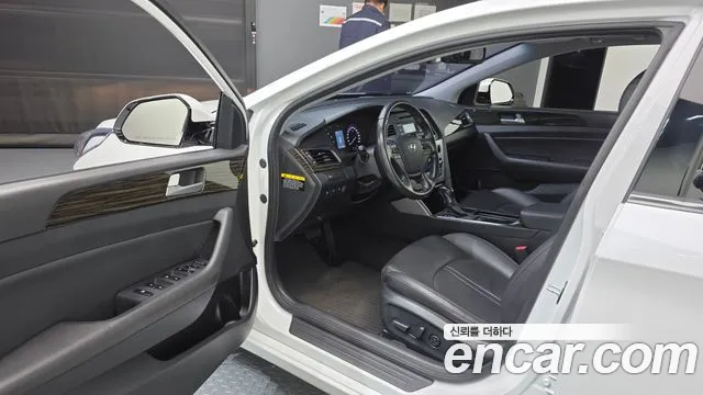 Hyundai Sonata 2016 — фото 10