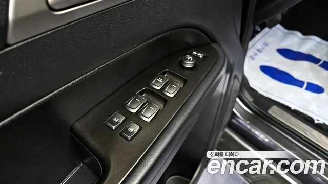KG_Mobility_Ssangyong Rexton 2019 — фото 13