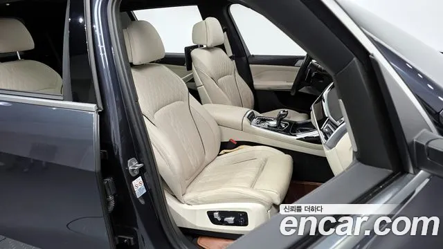 BMW X7 2022 — фото 10