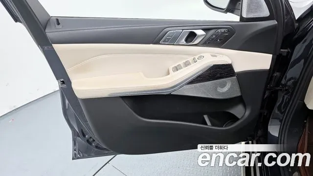 BMW X7 2022 — фото 18