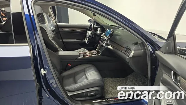 Honda Accord 2021 — фото 11