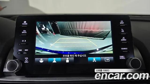 Honda Accord 2021 — фото 15