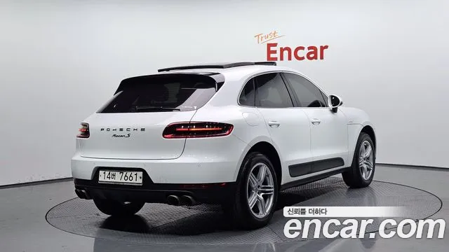 Porsche Macan 2017 — фото 2