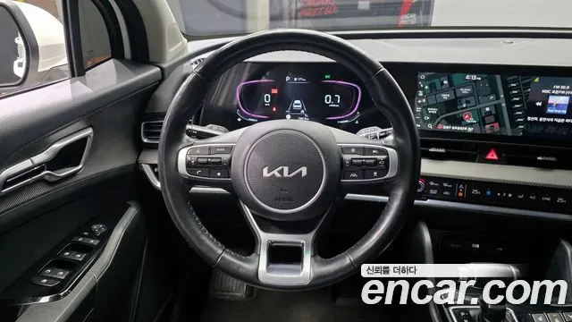 Kia Sportage 2022 — фото 13