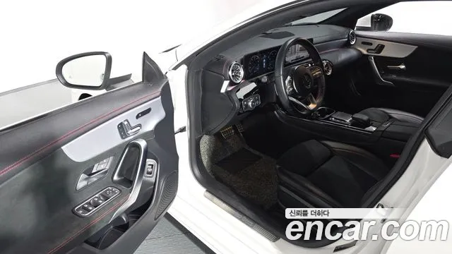 Mercedes-Benz CLA-Class 2022 — фото 10