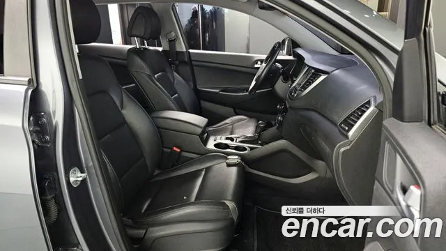 Hyundai Tucson 2018 — фото 10
