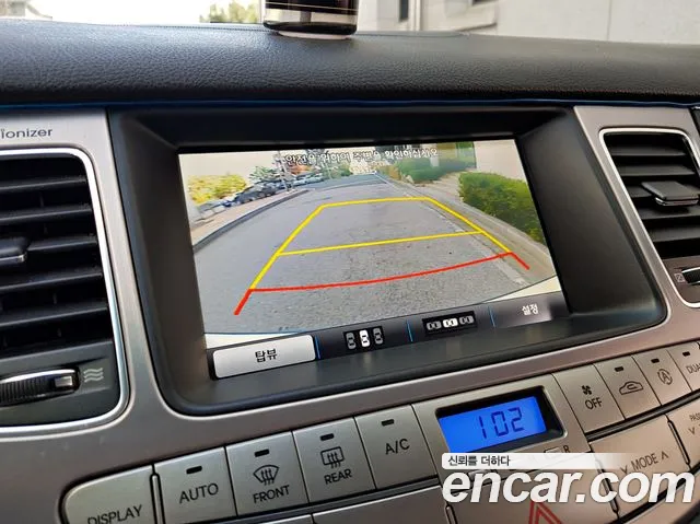 Hyundai Genesis 2013 — фото 16