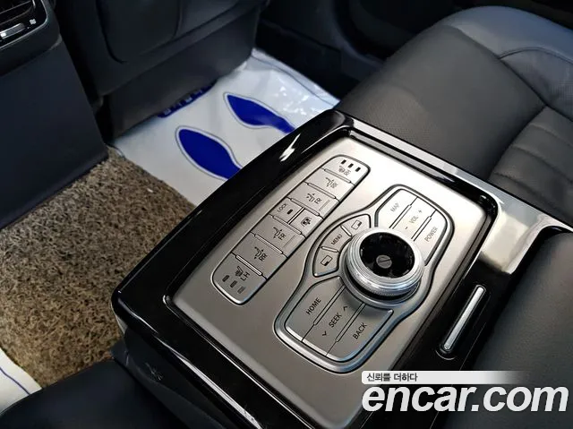 Hyundai Genesis 2013 — фото 19