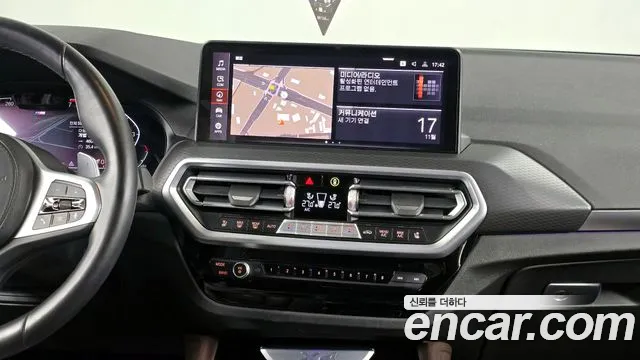 BMW X4 2022 — фото 14