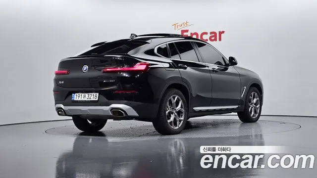 BMW X4 2022 — фото 2