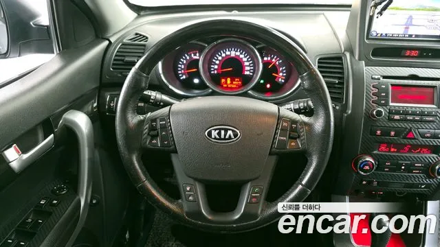 Kia Sorento 2011 — фото 13