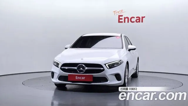 Mercedes-Benz A-Class 2020 — фото 3