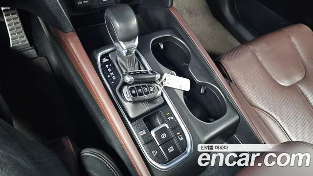 Hyundai Santafe 2019 — фото 9