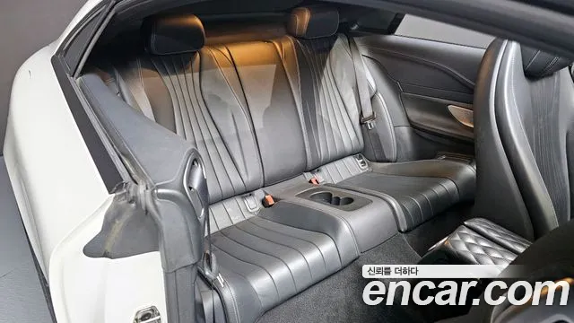Mercedes-Benz E-Class 2021 — фото 12