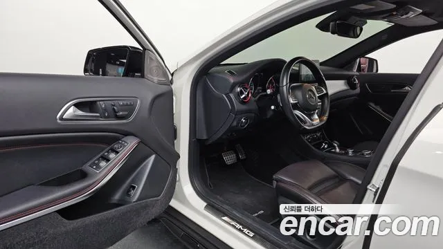 Mercedes-Benz GLA-Class 2017 — фото 10