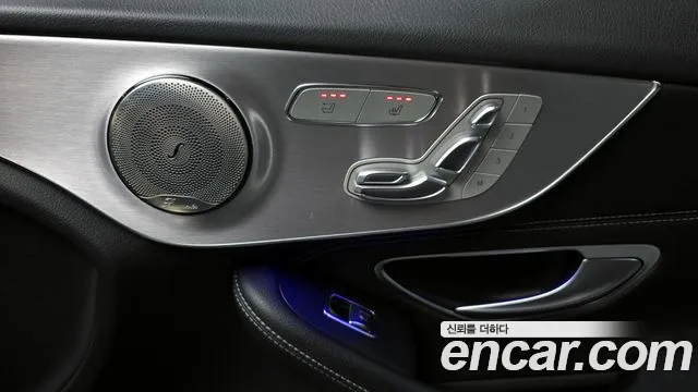 Mercedes-Benz C-Class 2021 — фото 18