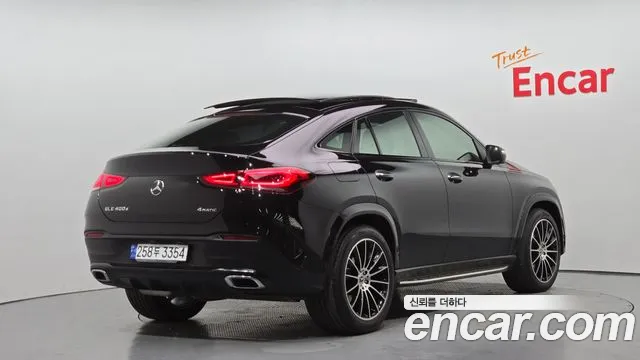 Mercedes-Benz GLE-Class 2022 — фото 2
