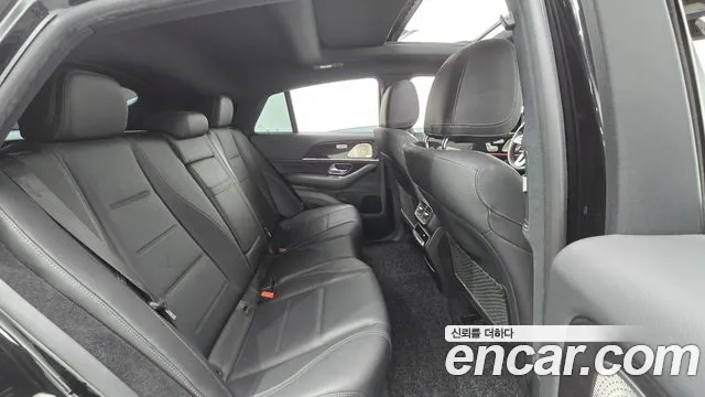 Mercedes-Benz GLE-Class 2022 — фото 12
