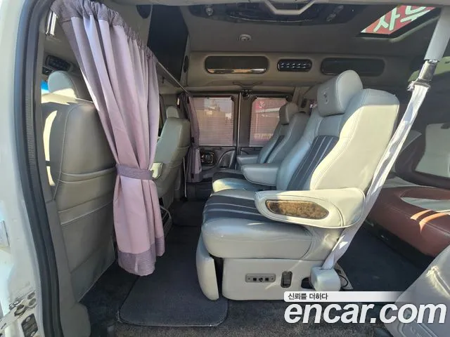 Chevrolet Express Van 2014 — фото 15