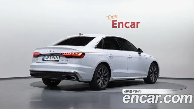 Audi A4 2023 — фото 2
