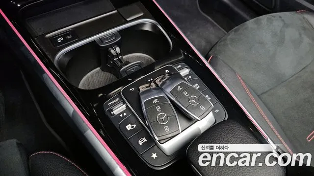 Mercedes-Benz GLB-Class 2022 — фото 9