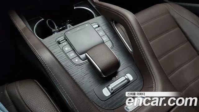 Mercedes-Benz GLS-Class 2022 — фото 18