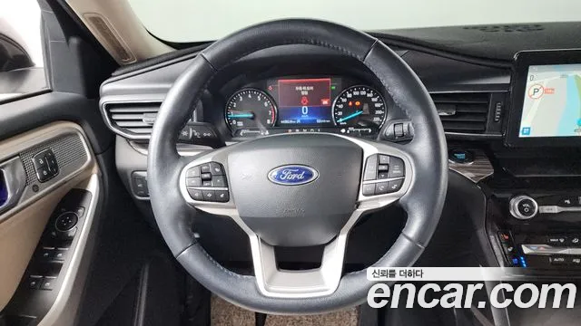Ford Explorer 2022 — фото 12