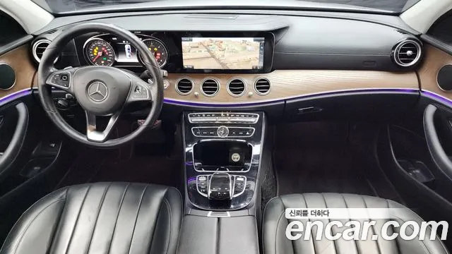 Mercedes-Benz E-Class 2017 — фото 7