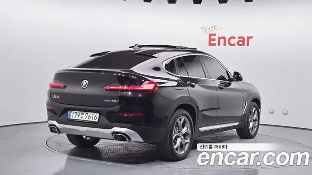 BMW X4 2022 — фото 2