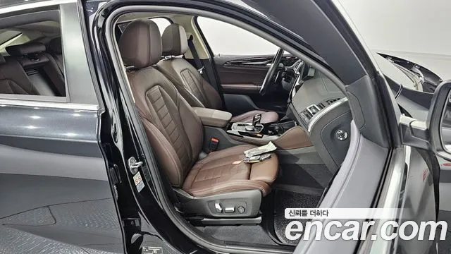 BMW X4 2022 — фото 12