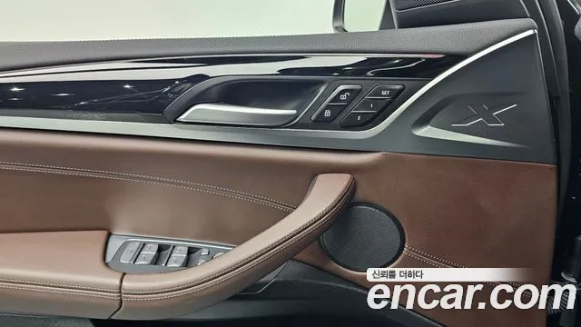 BMW X4 2022 — фото 14
