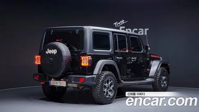 Jeep Wrangler 2021 — фото 2