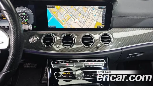 Mercedes-Benz E-Class 2020 — фото 14