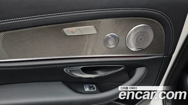 Mercedes-Benz E-Class 2020 — фото 19