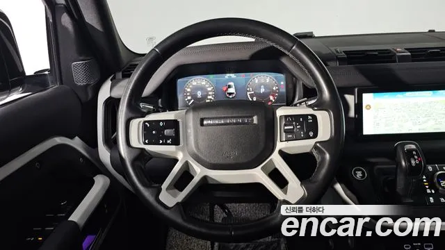 Land Rover Defender 2020 — фото 12