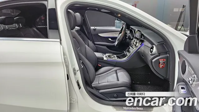 Mercedes-Benz C-Class 2021 — фото 10