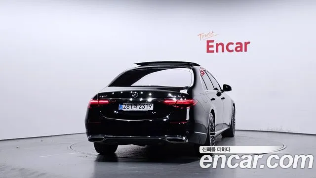Mercedes-Benz S-Class 2023 — фото 4