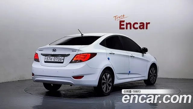 Hyundai Accent 2016 — фото 2