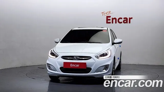 Hyundai Accent 2016 — фото 3