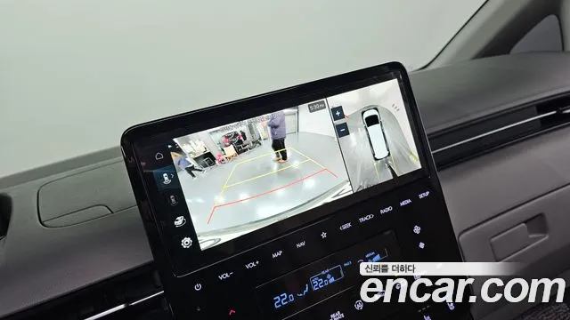 Hyundai Staria 2023 — фото 15