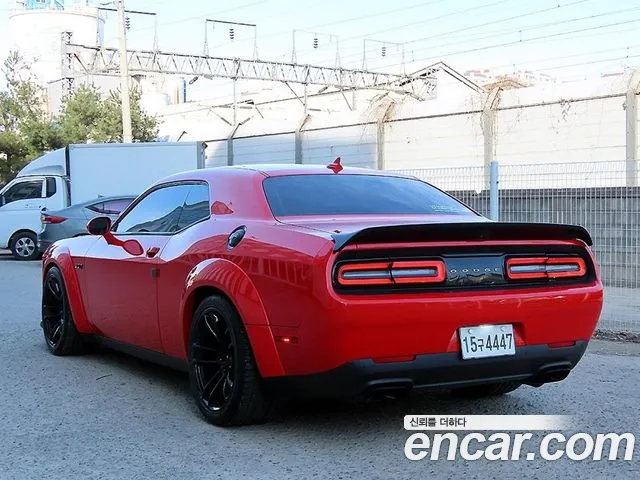 Dodge Challenger 2018 — фото 3